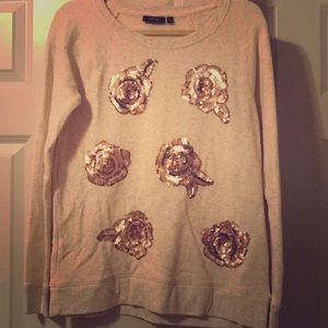 Cream sweatshirt with sequin rose detailing